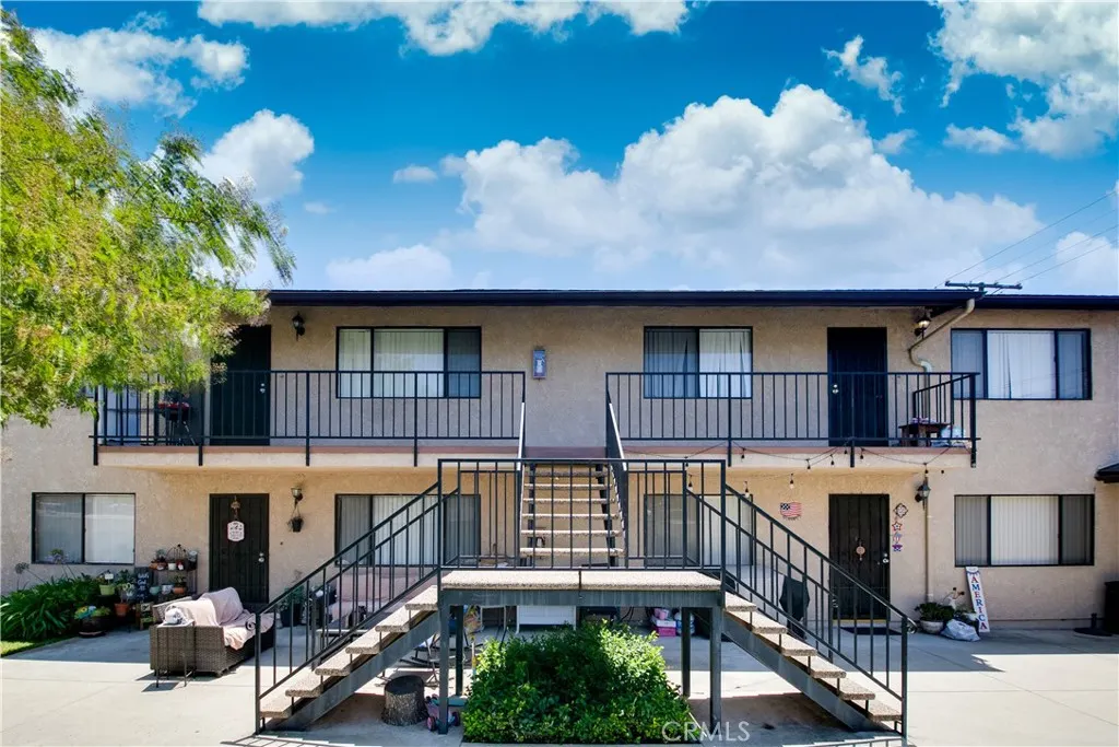 539 N San Gabriel