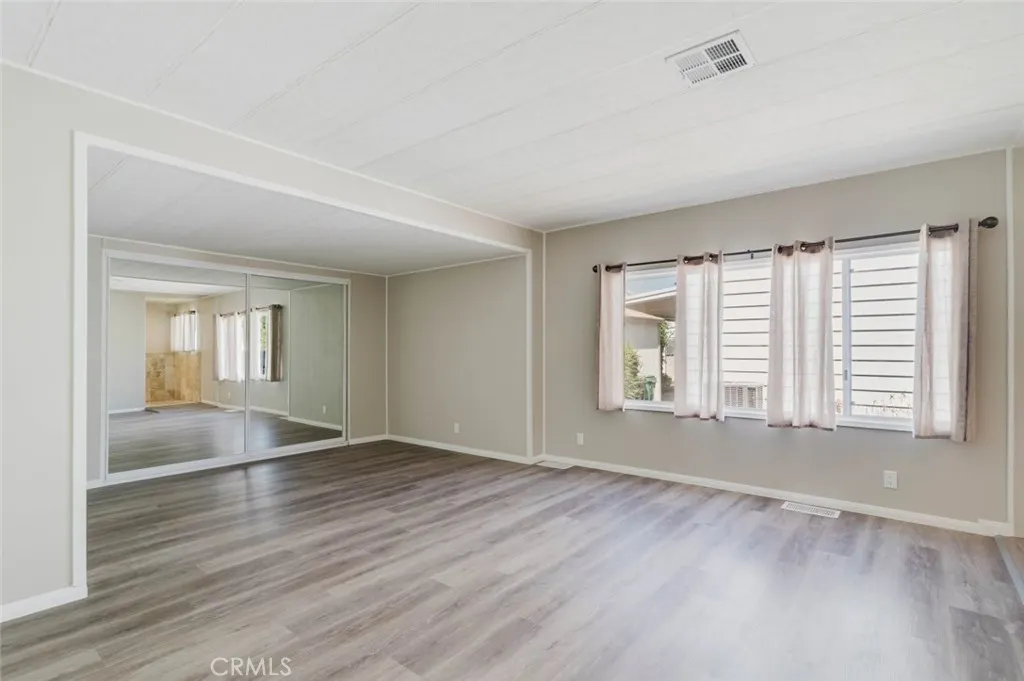 3800 Bradford #63