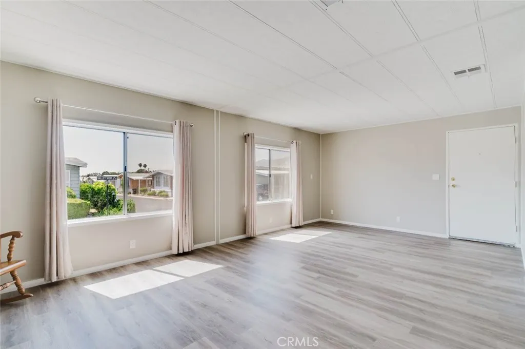 3800 Bradford #63