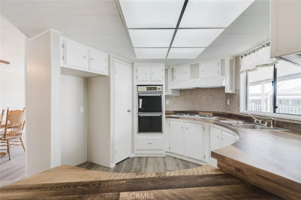 3800 Bradford #63