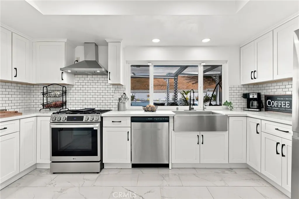 573 N Jalapa