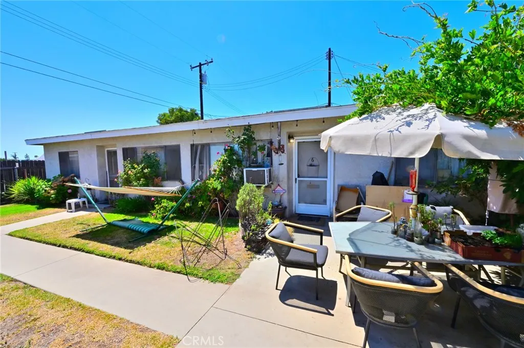 21306 E Arrow