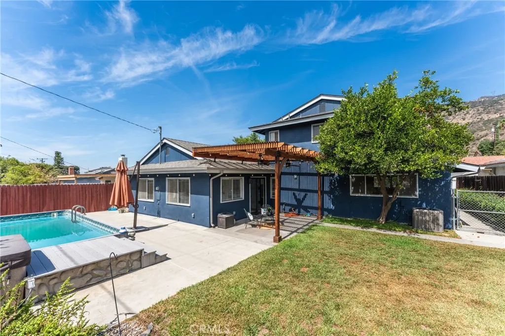 3474 Deerlane Drive