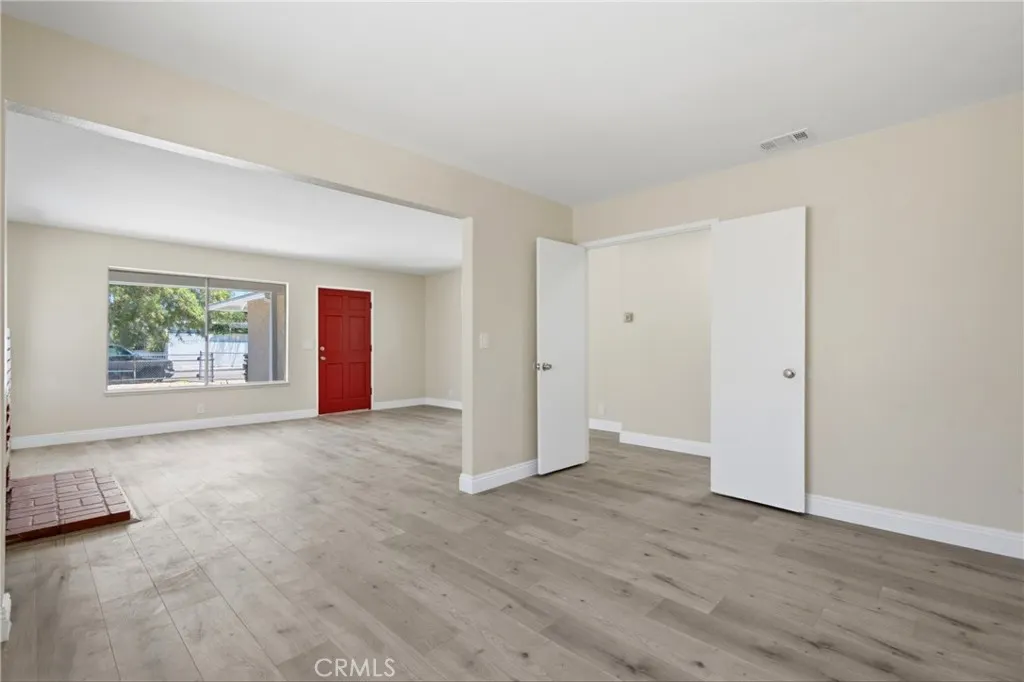 13370 Earl