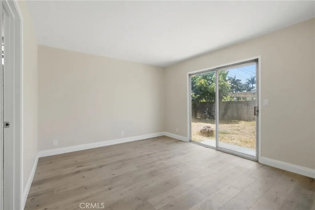 13370 Earl