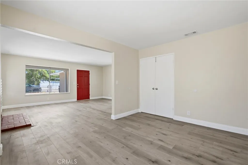 13370 Earl