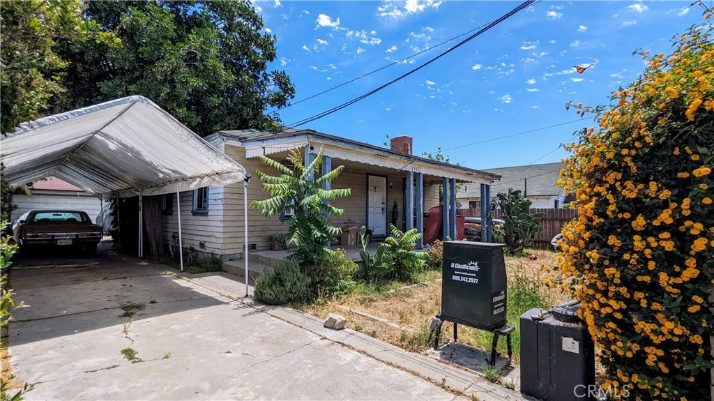 2620 Tyler Avenue