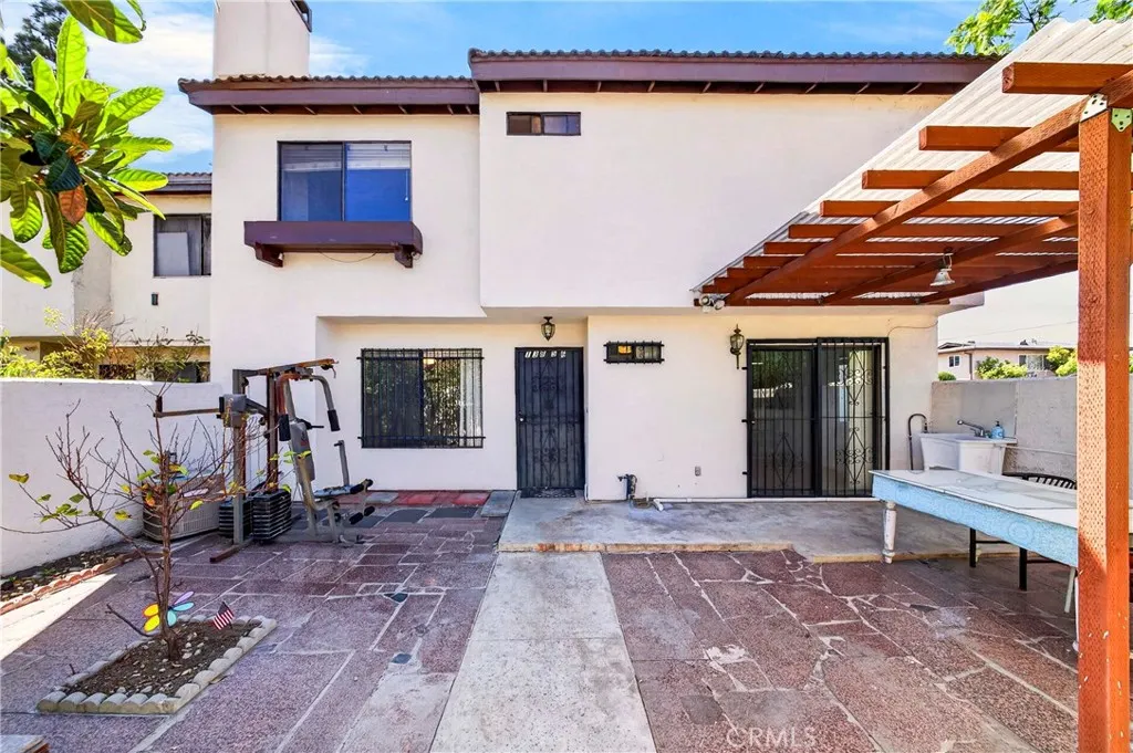 13856 Ramona Parkway