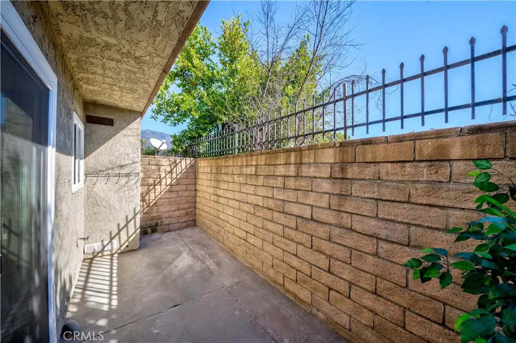 918 Huntington Dr #O