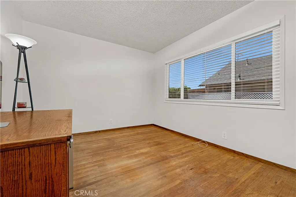 434 E Carroll