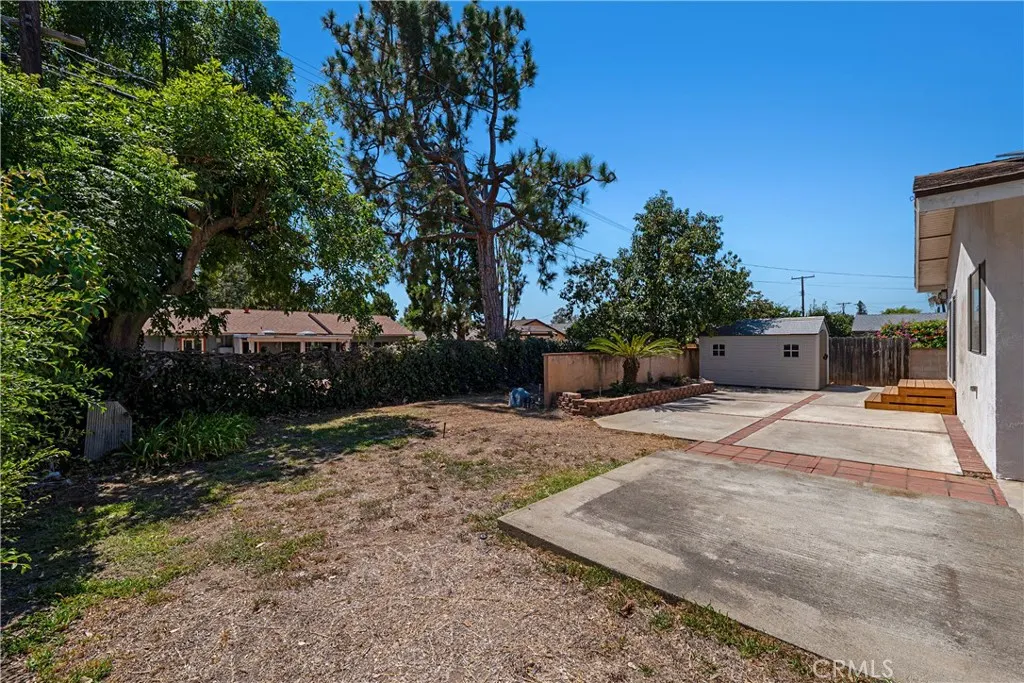 434 E Carroll