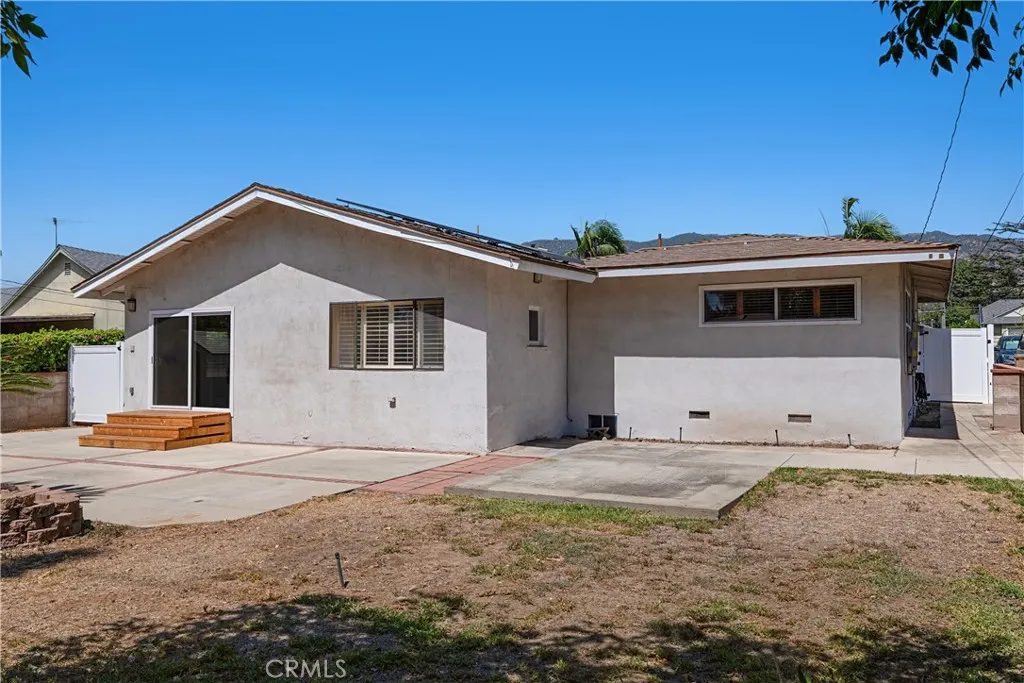 434 E Carroll