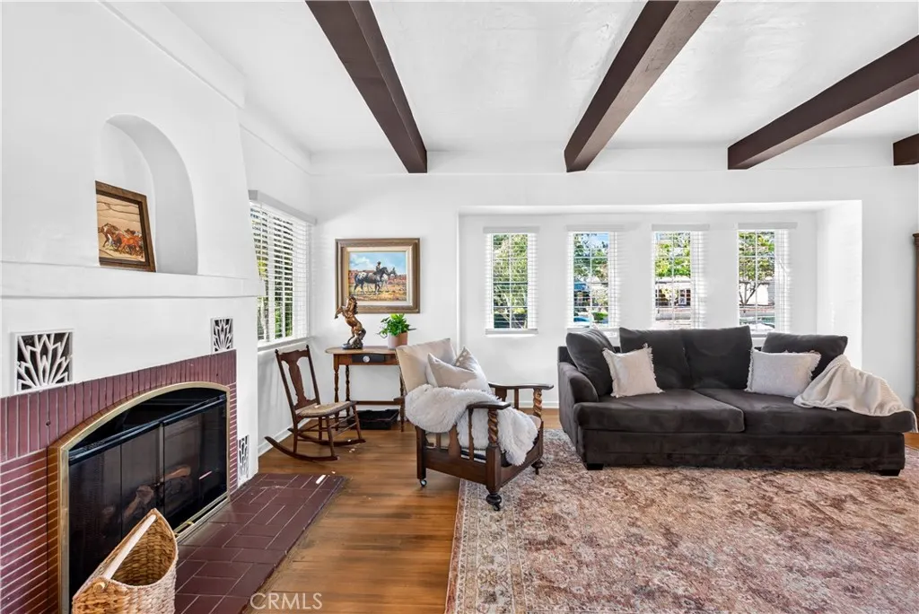 508 N San Dimas