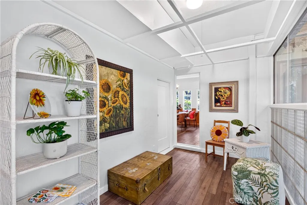 508 N San Dimas