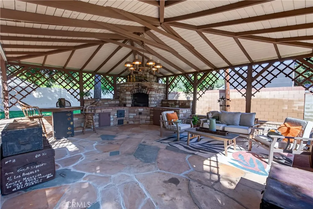 508 N San Dimas