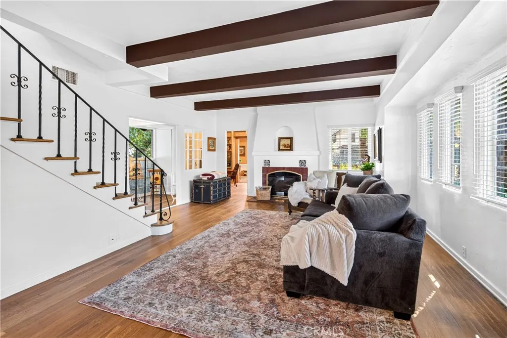 508 N San Dimas