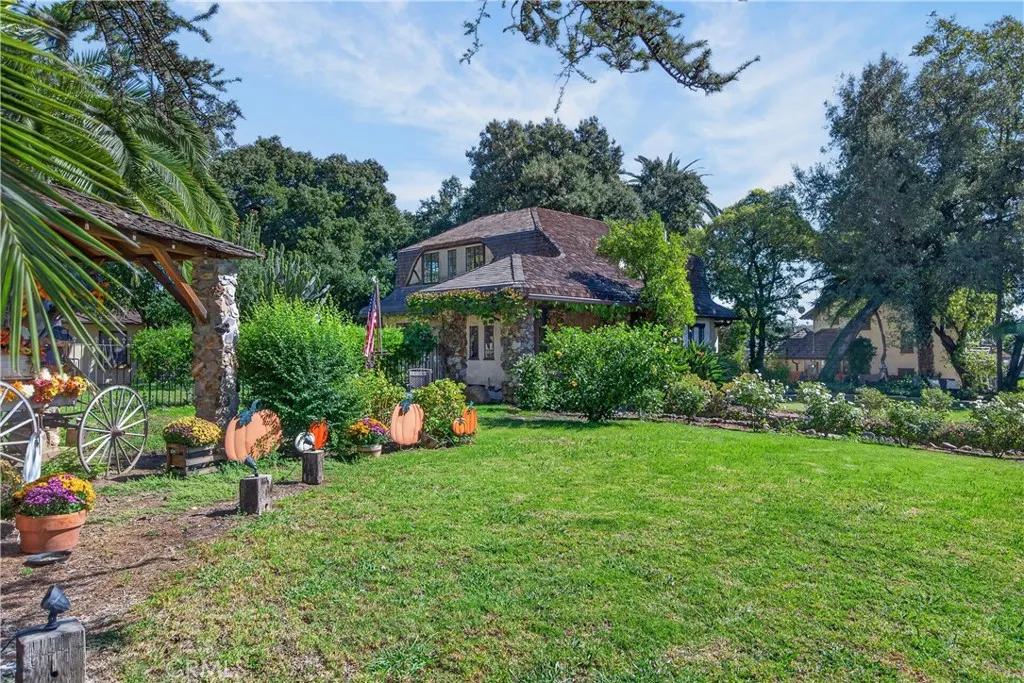 508 N San Dimas