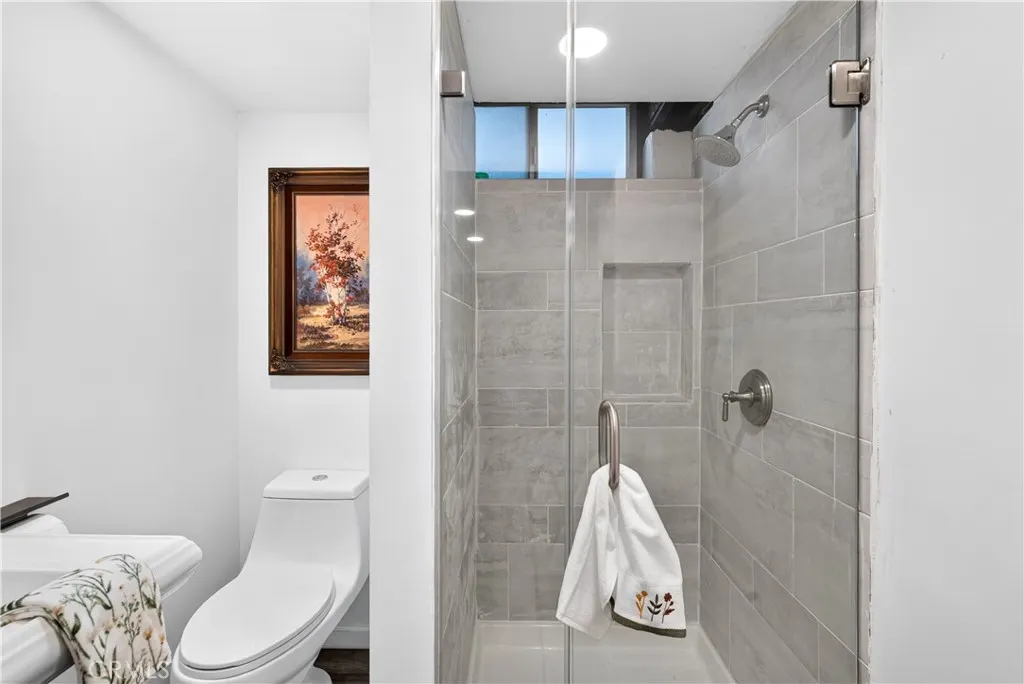 508 N San Dimas