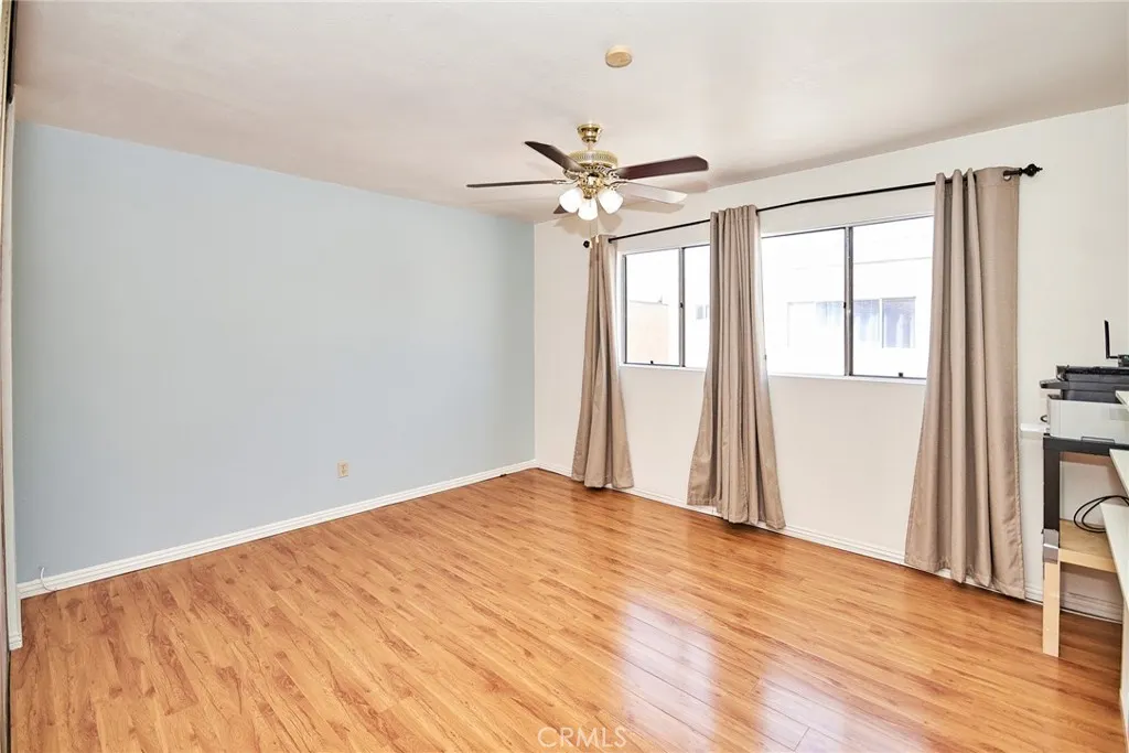 11829 Ferris #C