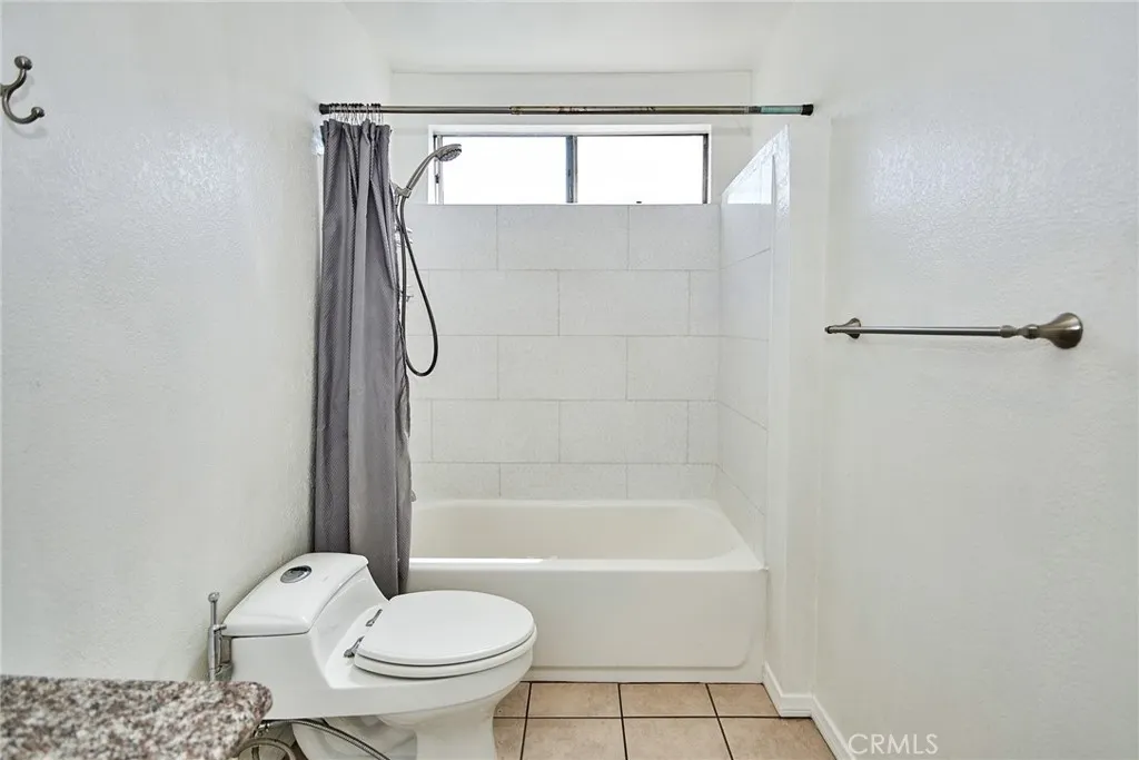 11829 Ferris #C