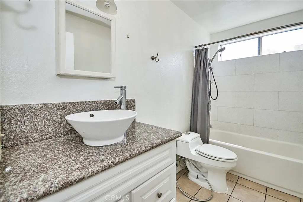 11829 Ferris #C