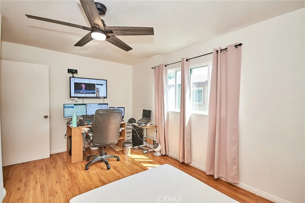 11829 Ferris #C