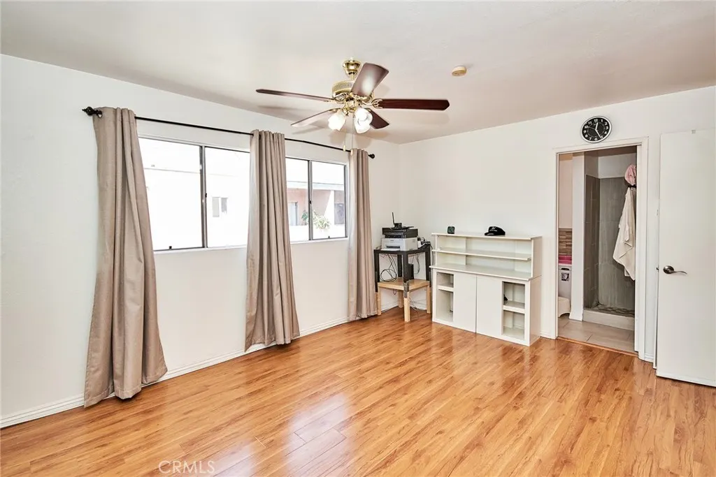 11829 Ferris #C