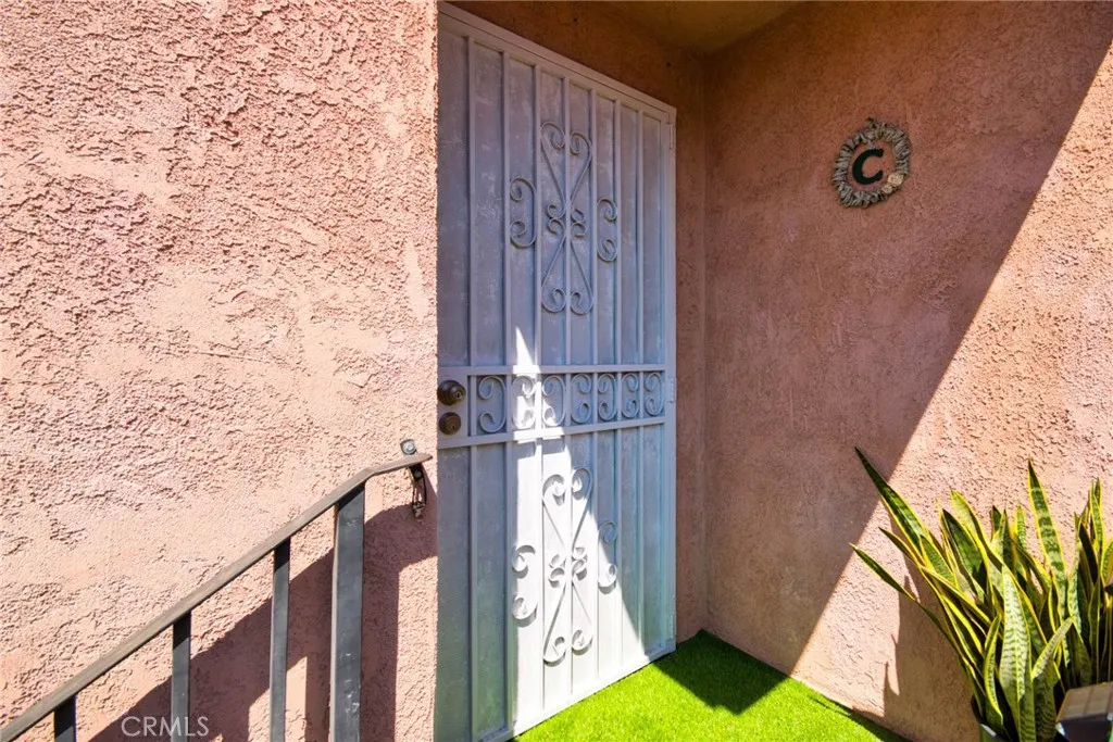 11829 Ferris #C