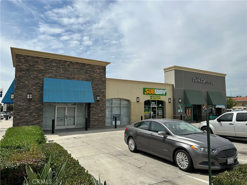 100 W Foothill