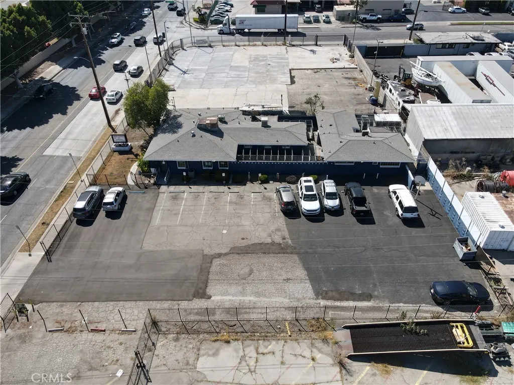 1823 W San Bernardino