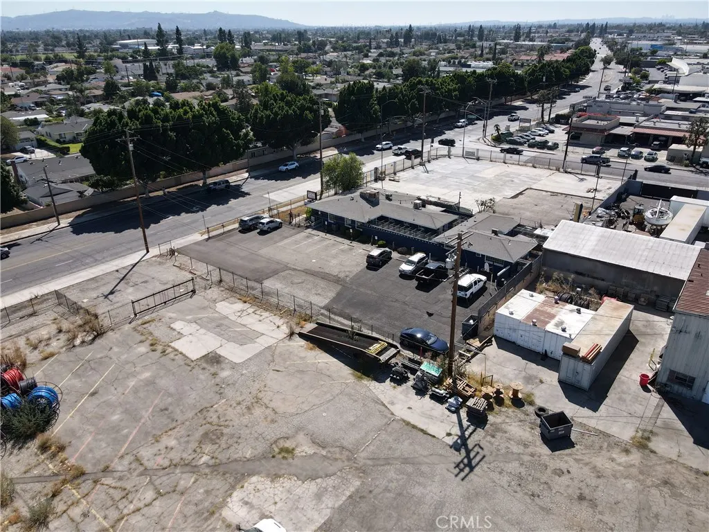 1823 W San Bernardino