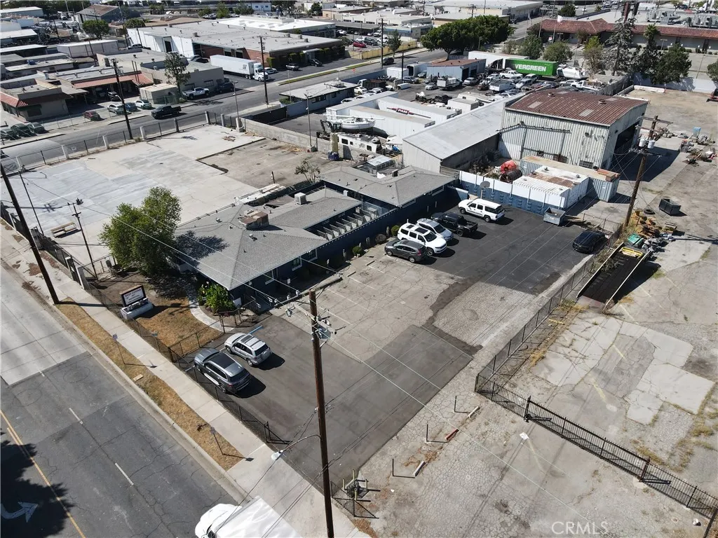 1823 W San Bernardino