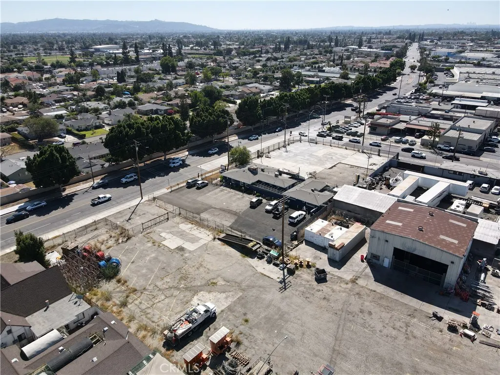 1823 W San Bernardino