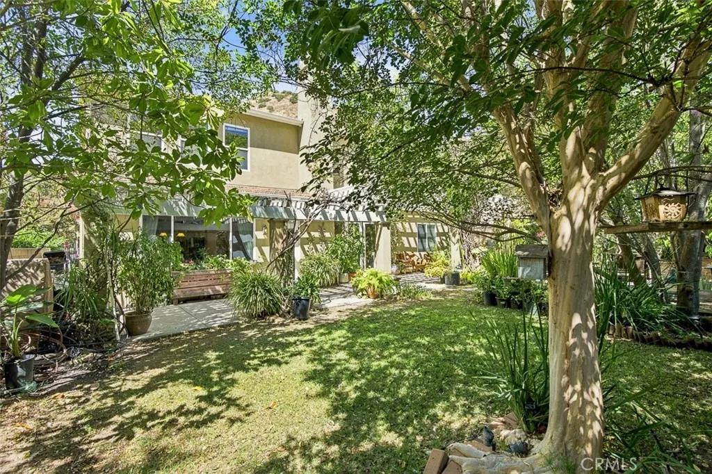 14 Poppyglen Court