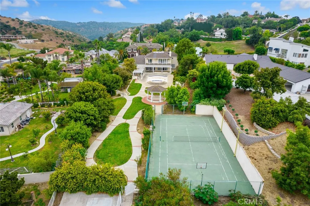 22427 Steeplechase Lane