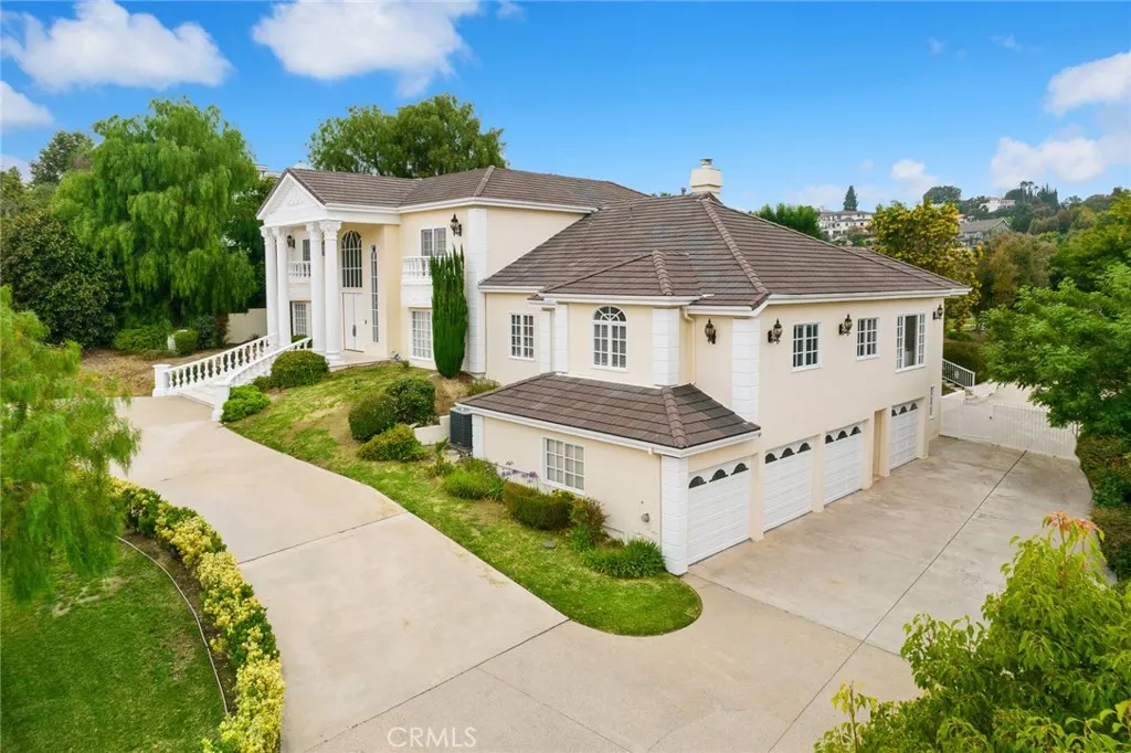 22427 Steeplechase Lane