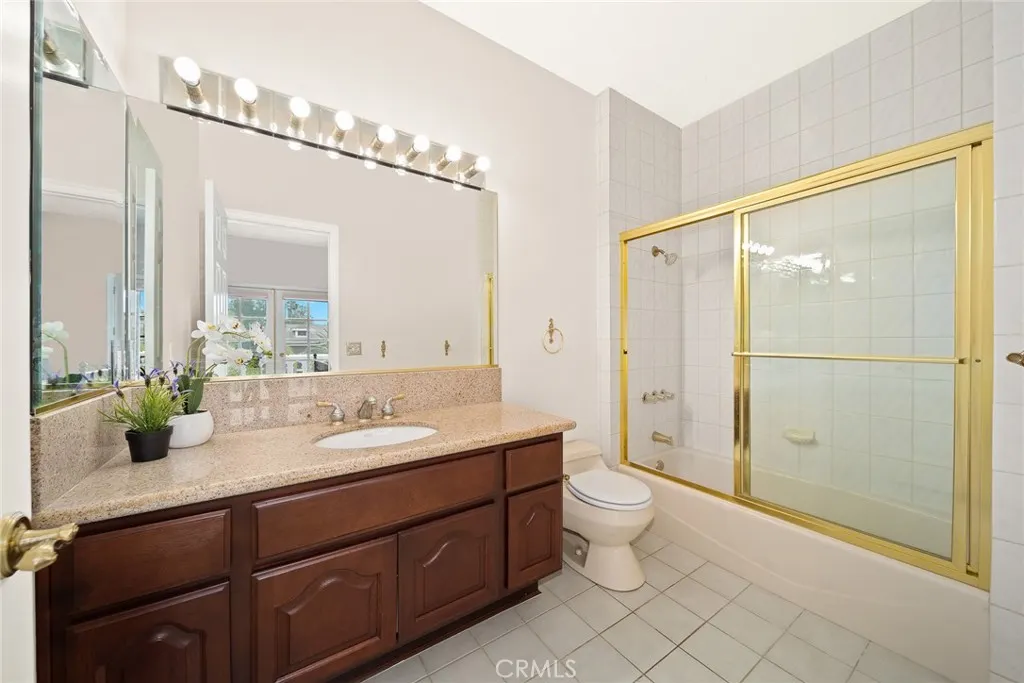 22427 Steeplechase Lane