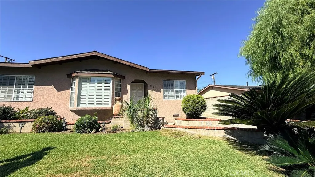 813 Caballo Avenue