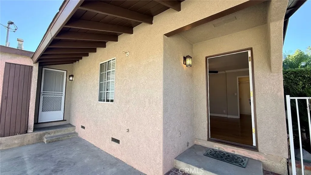 813 Caballo Avenue