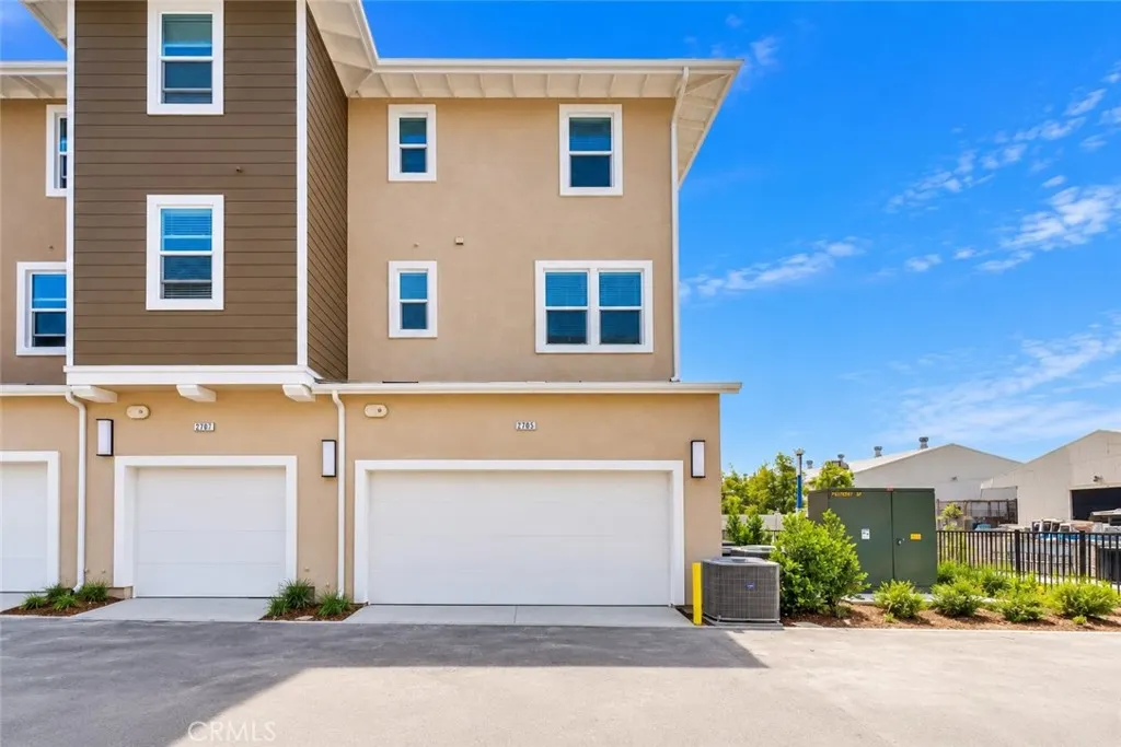 2705 Erebus Court