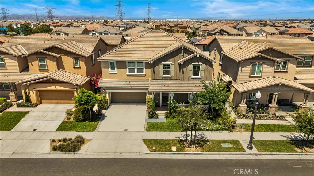 4846 S Wilson