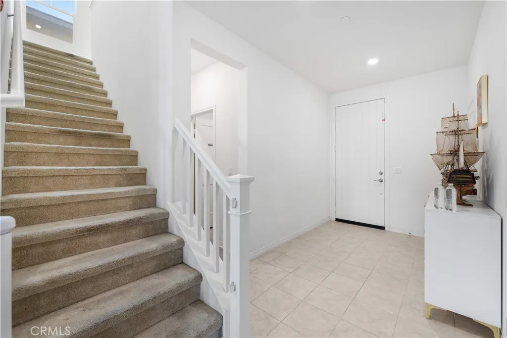 4846 S Wilson