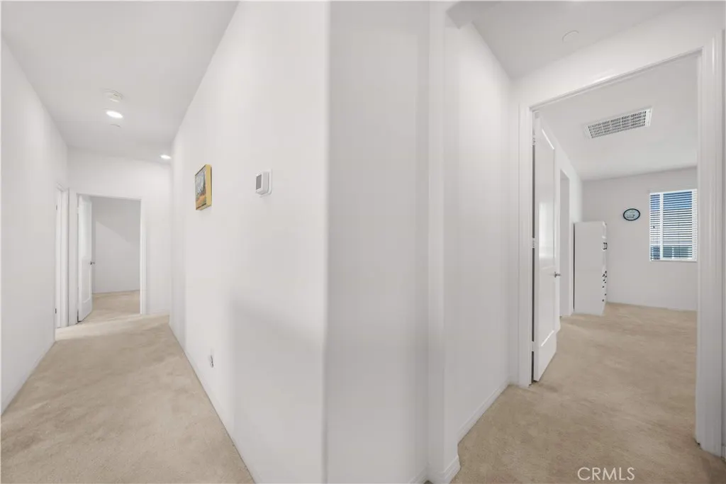4846 S Wilson