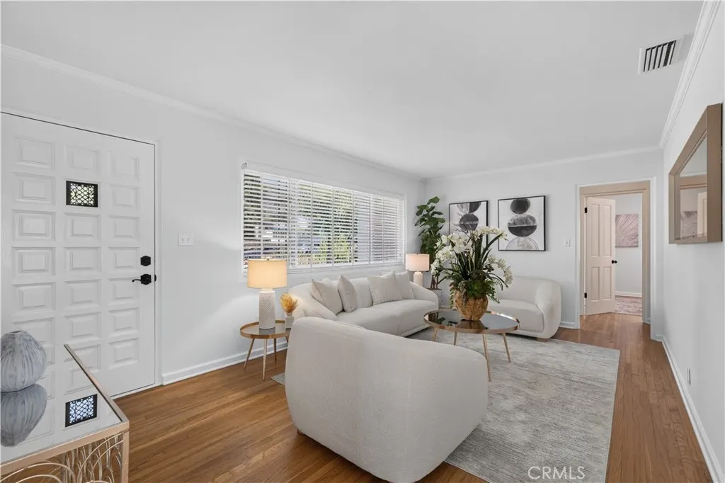 1548 2nd Street