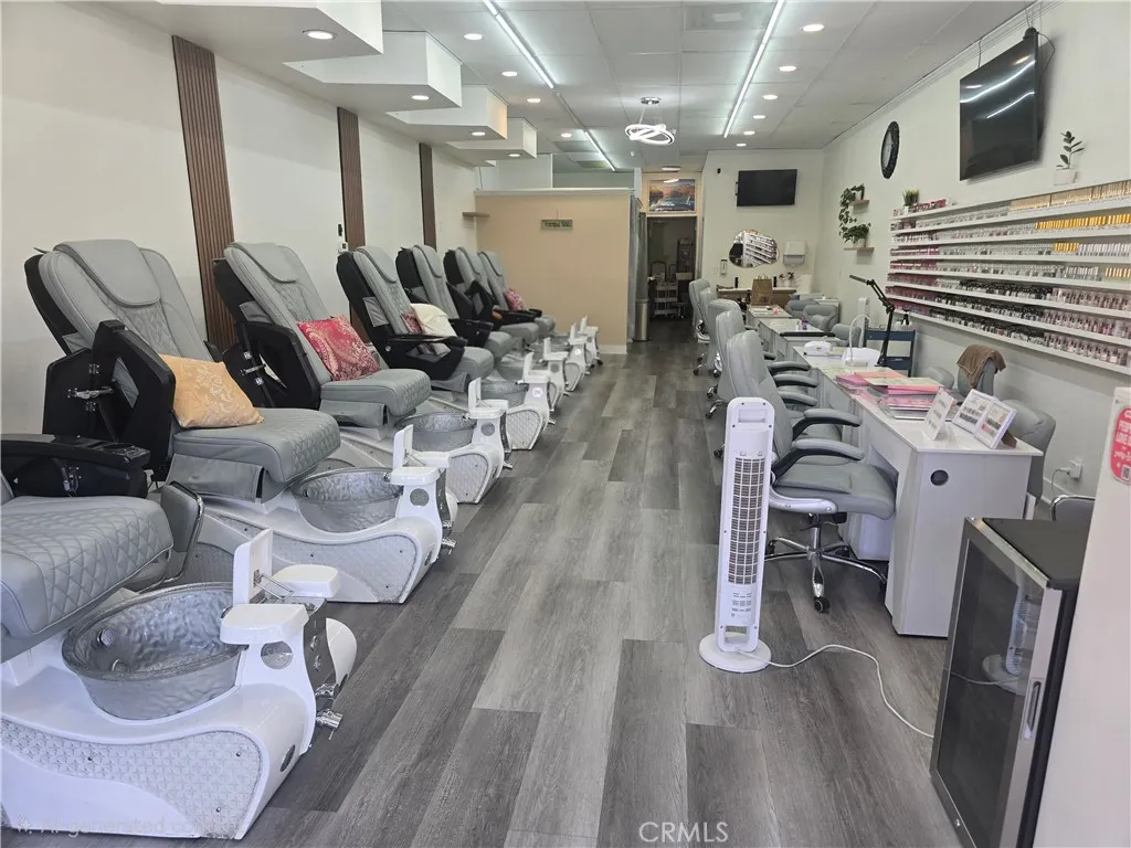 2497 Foothill Blvd ##B