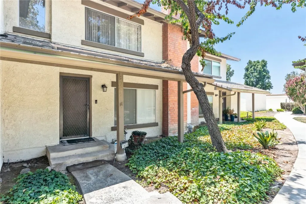 1674 Aspen Village Way