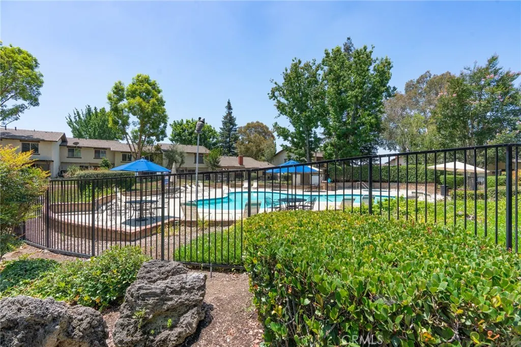 1674 Aspen Village Way