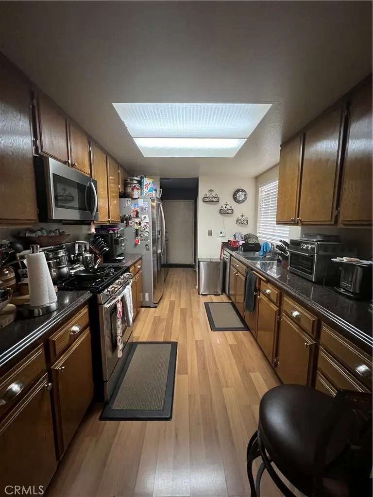 2393 S Reservoir
