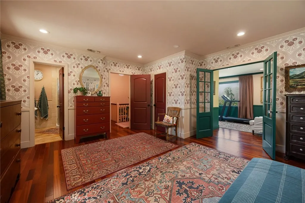 441 N Barranca