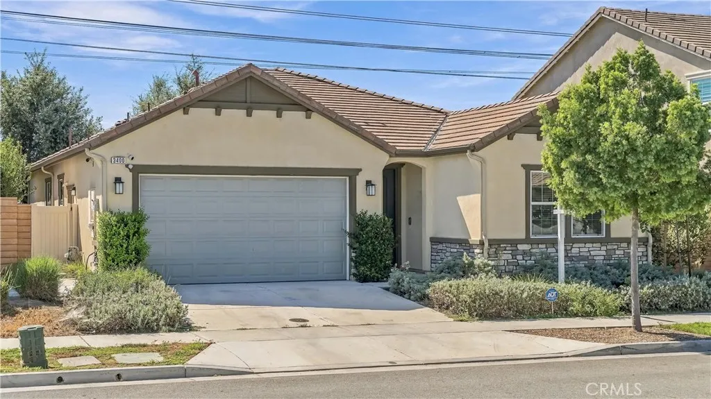 3400 E Foxglove